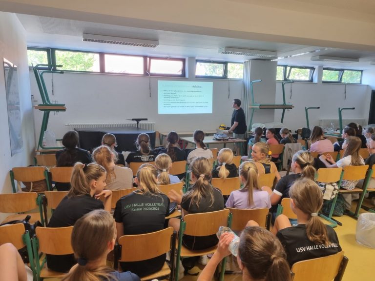 Jugend-Schirilehrgang