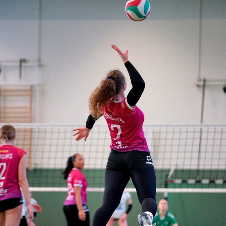 Zehn Sätze, vier Punkte: Hurricanes kämpfen sich zu zwei 3:2-Auswärtssiegen in Norddeutschland